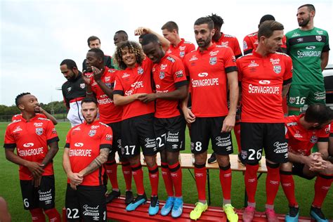 en avant guingamp standings|2020–21 En Avant Guingamp season .